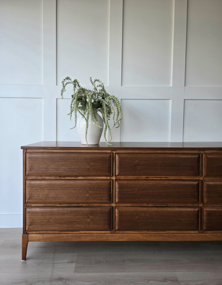 1960s 'HPL' Triple Dresser - photo 2