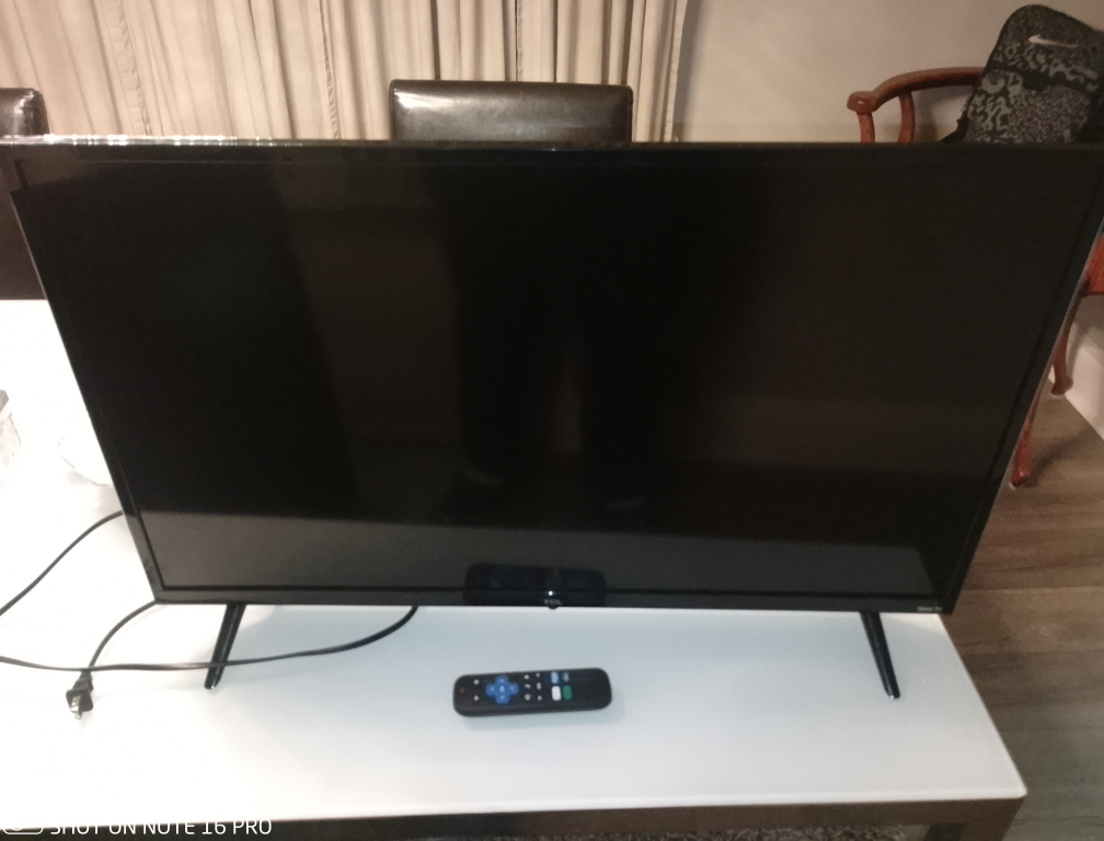 TCL Roku TV 32"