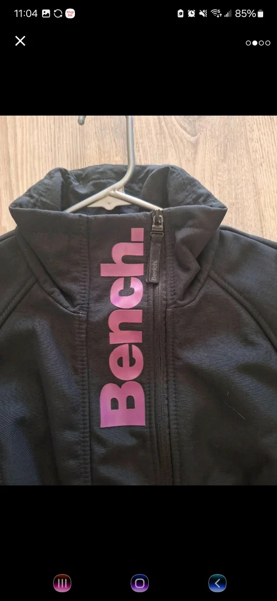 Bench. Black Jacket image indicator(2)