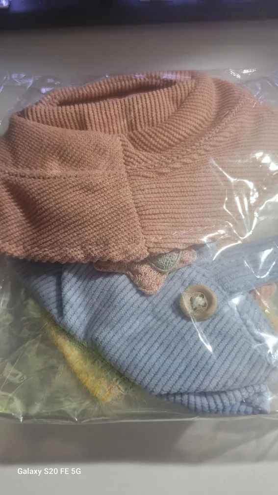 labubu Doll Clothes Set - 5 pieces image indicator(5)