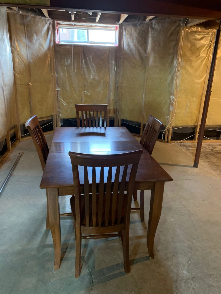 Dining Table and Chairs Set
