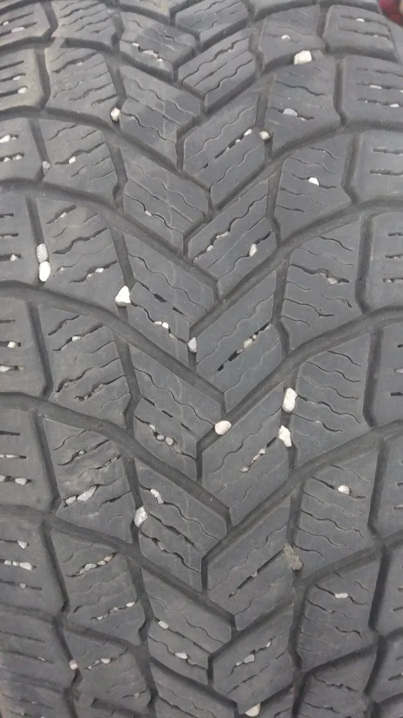 185/65R15 Winter Tires image indicator(2)