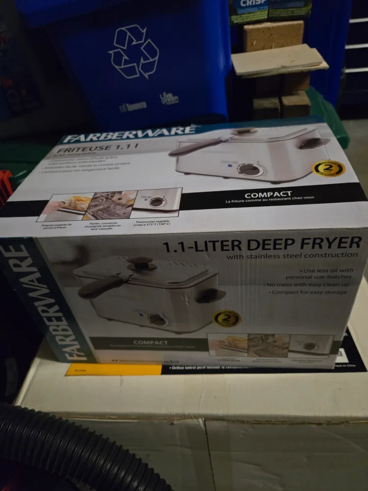 Farberware 1.1-Liter Deep Fryer image indicator(2)