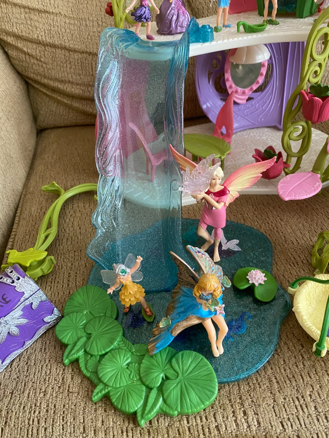 Schleich Bayala Unicorn Stable Playset image indicator(8)