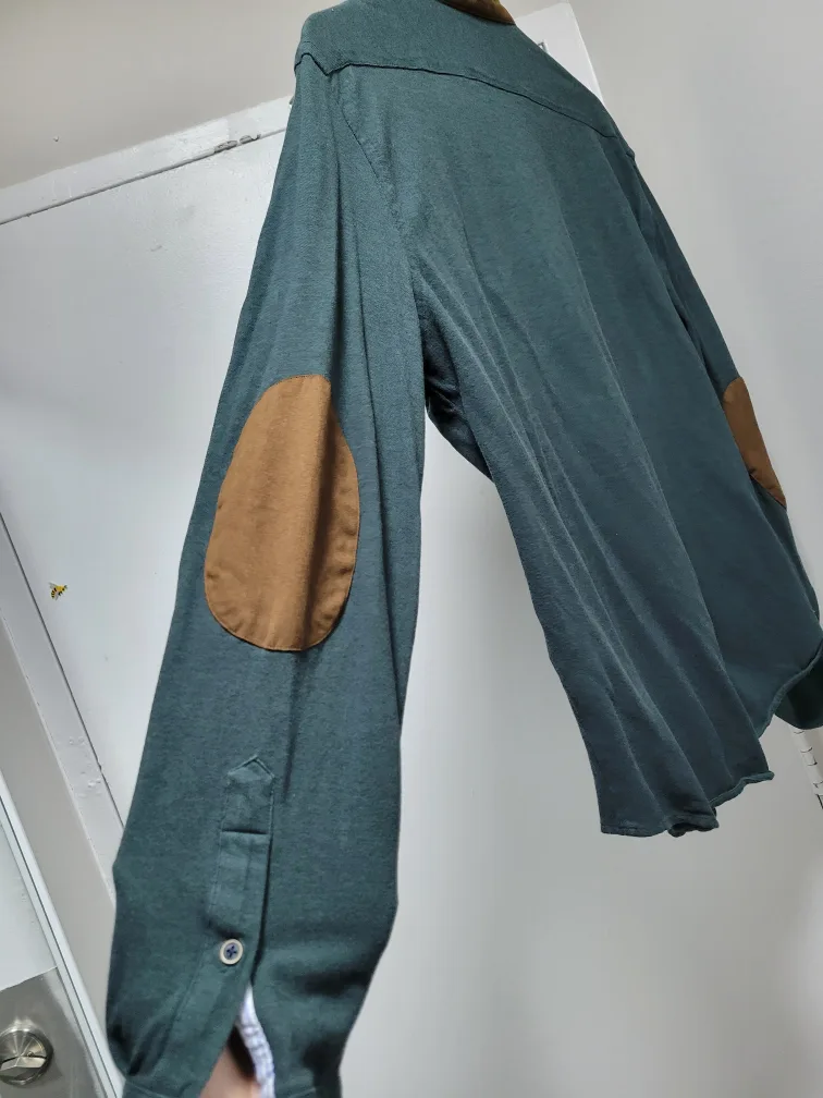 Zara Men's Green Long Sleeve Shirt with Patches image indicator(4)