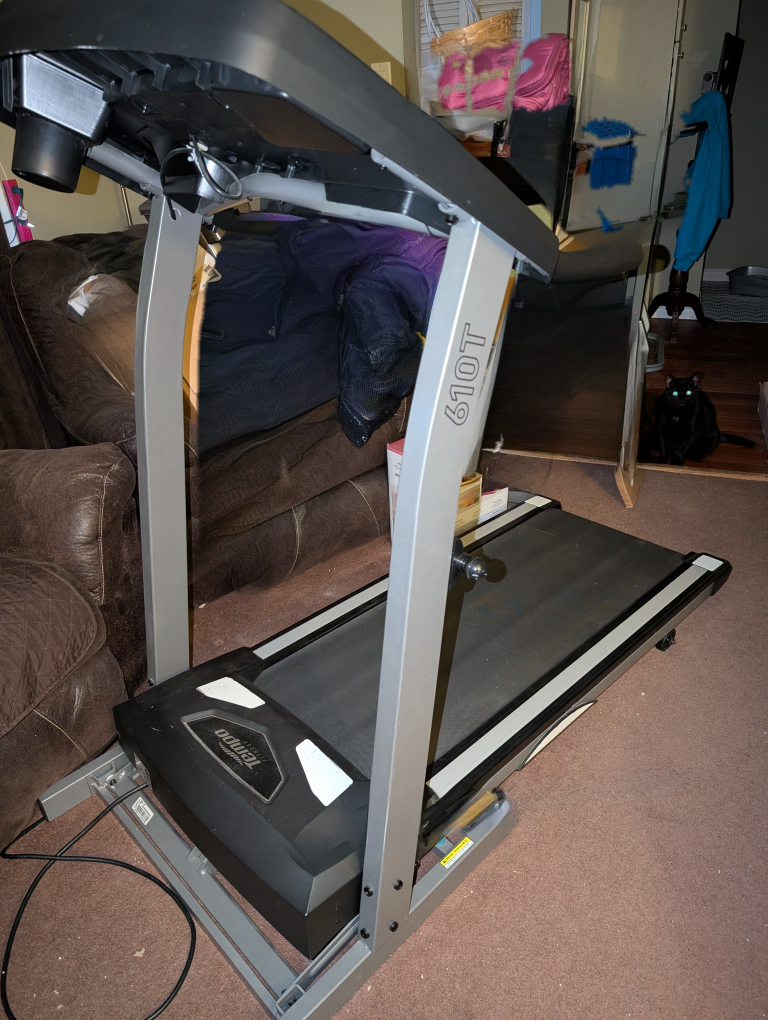 Tempo Fitness 610T Treadmill - photo 3