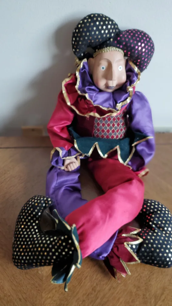 Jester Doll image indicator(4)