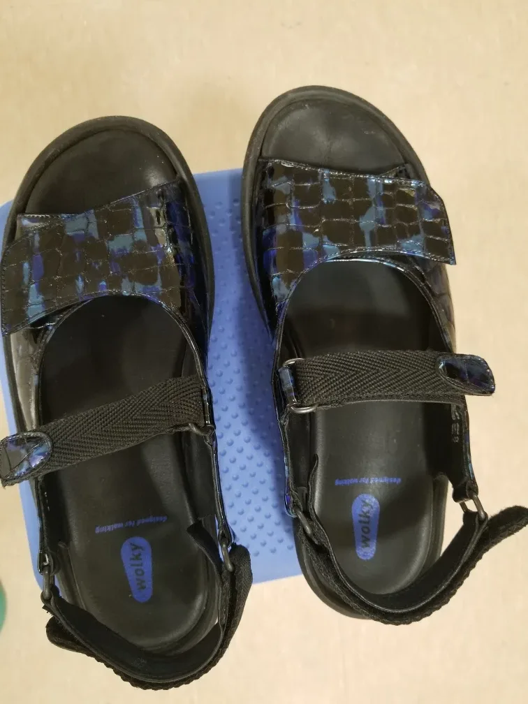 Walky Sandals thumbnail