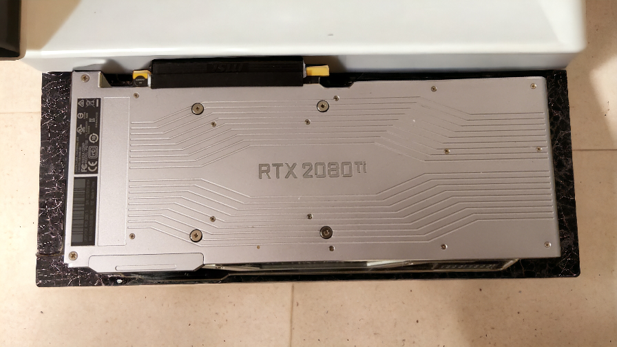 Nvidia RTX 2080 Ti Founders Edition gpu 11gb vramm - photo 2