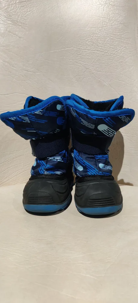 Kamik Toddler Winter Boots Size 7 image indicator(2)