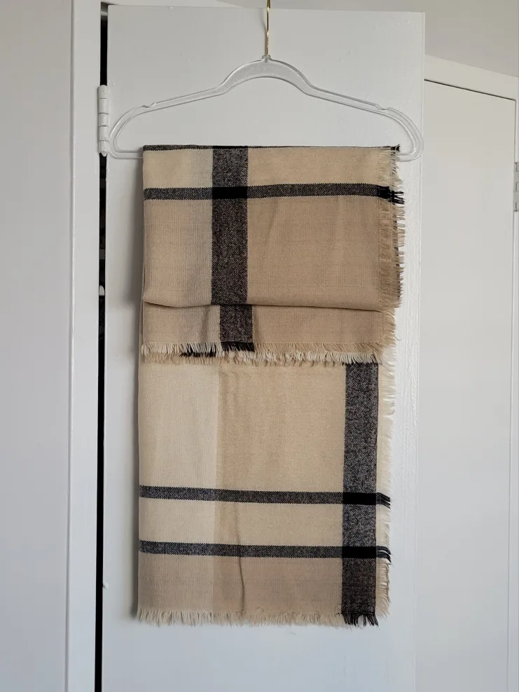 Just Cozy Square Scarf 🧡 image indicator(2)