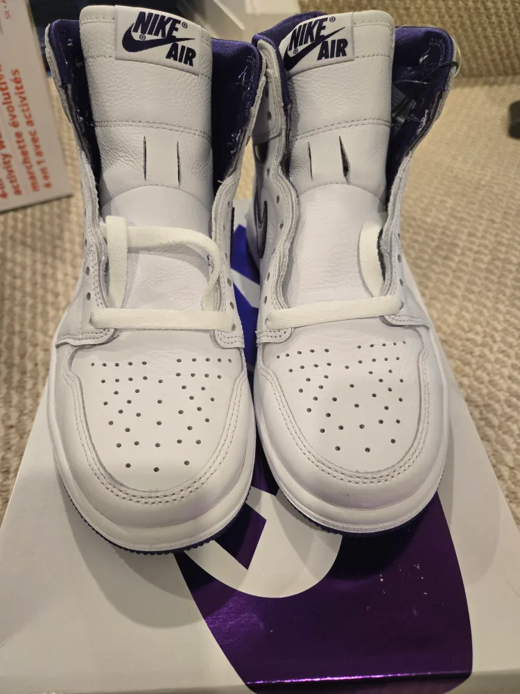 Nike Air Jordan 1 High OG Court Purple Women's Size 6 new image indicator(2)