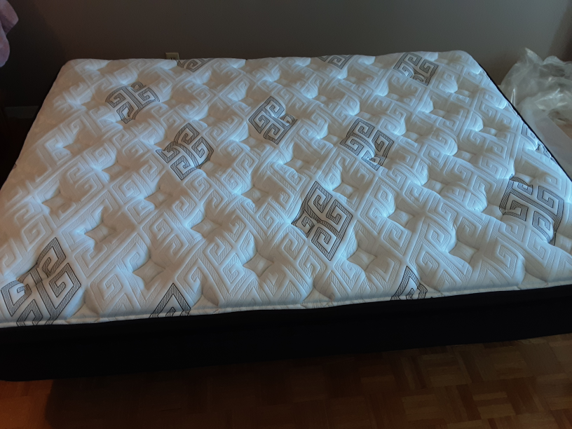 Full/double size 11" mattress, bed frame, mattress protector - photo 2
