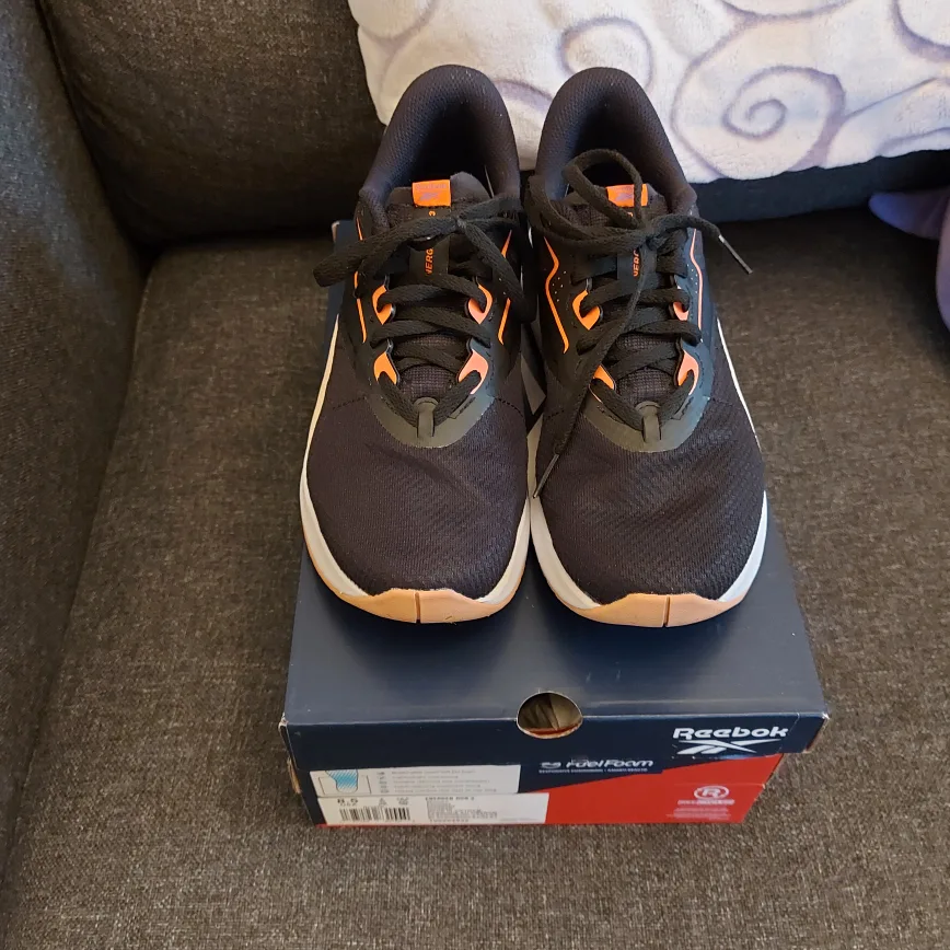 Reebok Running Shoes image indicator(2)