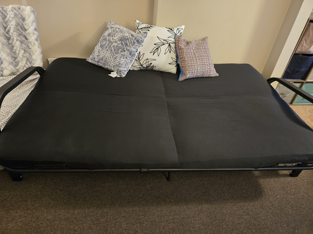 Futon plus double bed - photo 4