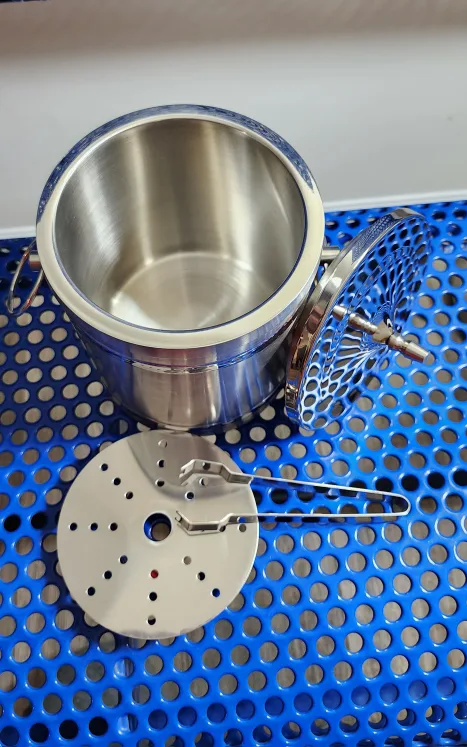 Stainless Steel Ice Bucket with Tongs image indicator(2)