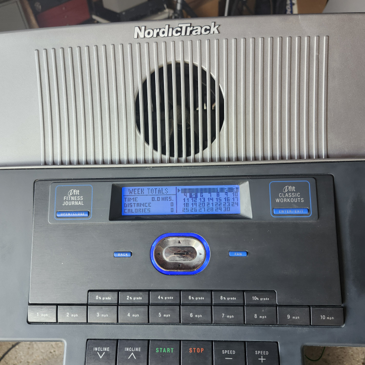 NordicTrack A2105 Treadmill - photo 3