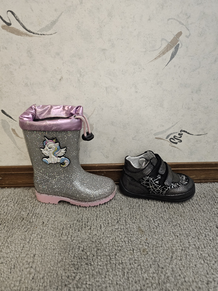 Baby Girl Shoes and Boots - photo 2
