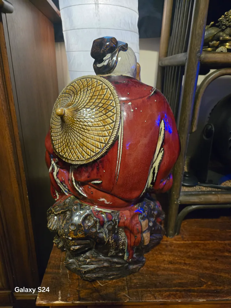 Ceramic Fisherman Statue image indicator(3)