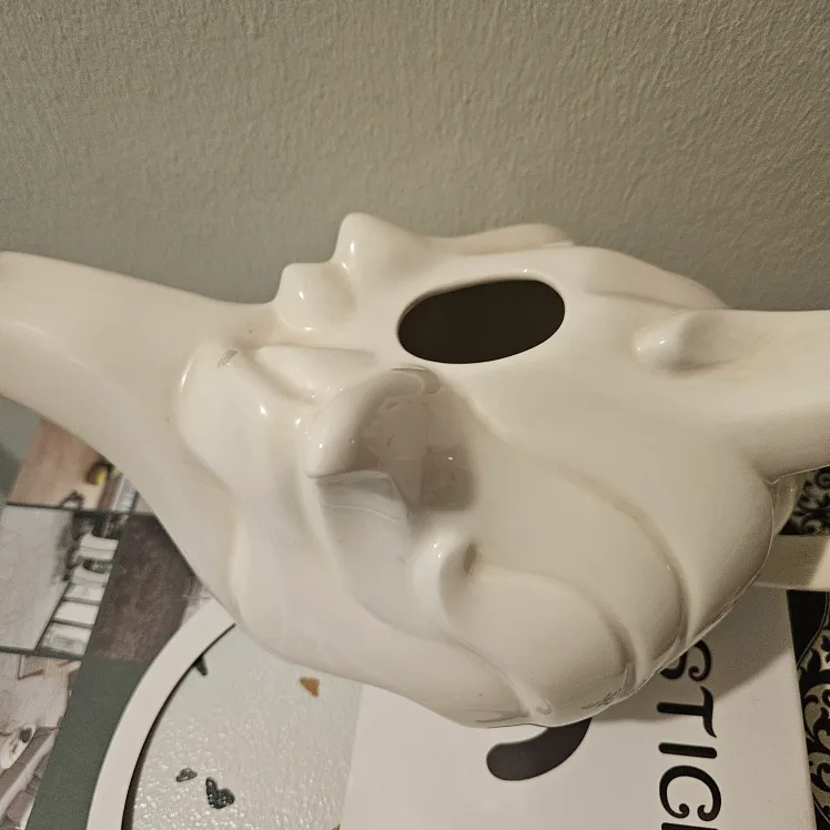 Guy Lindsay Kohn The Flame Teapot 12" W image indicator(4)