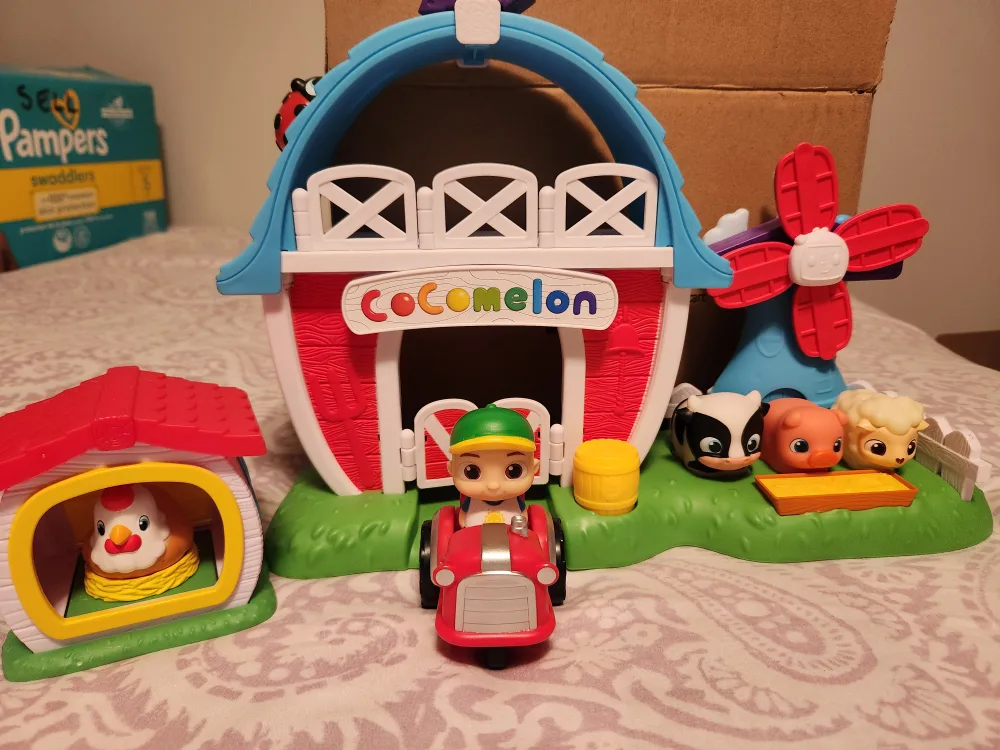 Cocomelon Farm Playset thumbnail