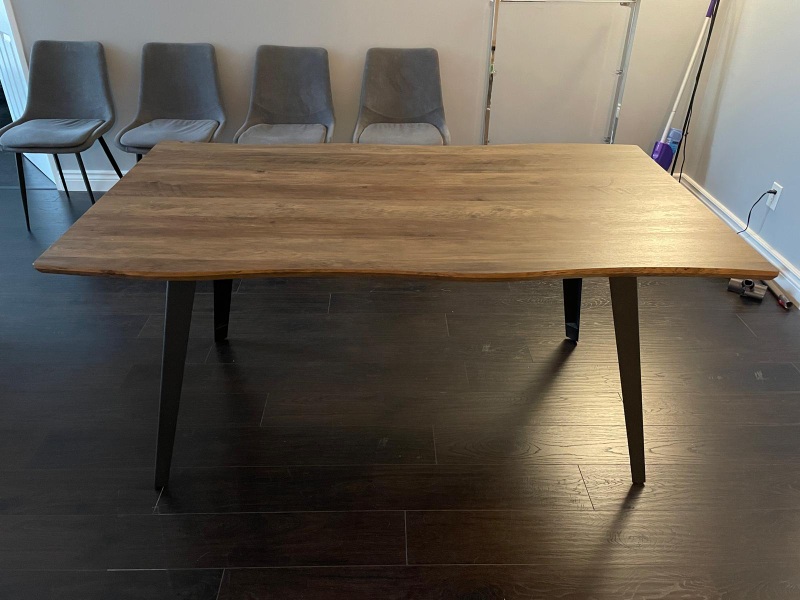 Structube Dining Table