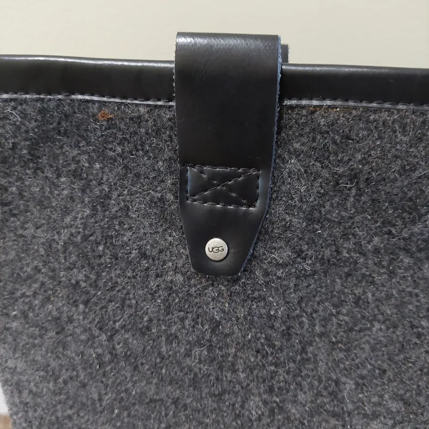 UGG Reignfall Women's Rain Winter Boots Size 7 US image indicator(4)