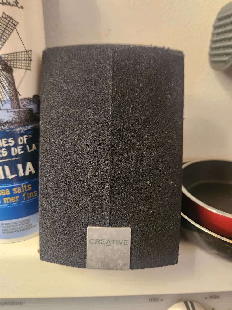 Creative Computer Speakers image indicator(2)