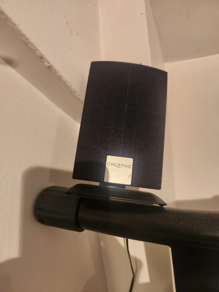 Creative Computer Speakers image indicator(3)