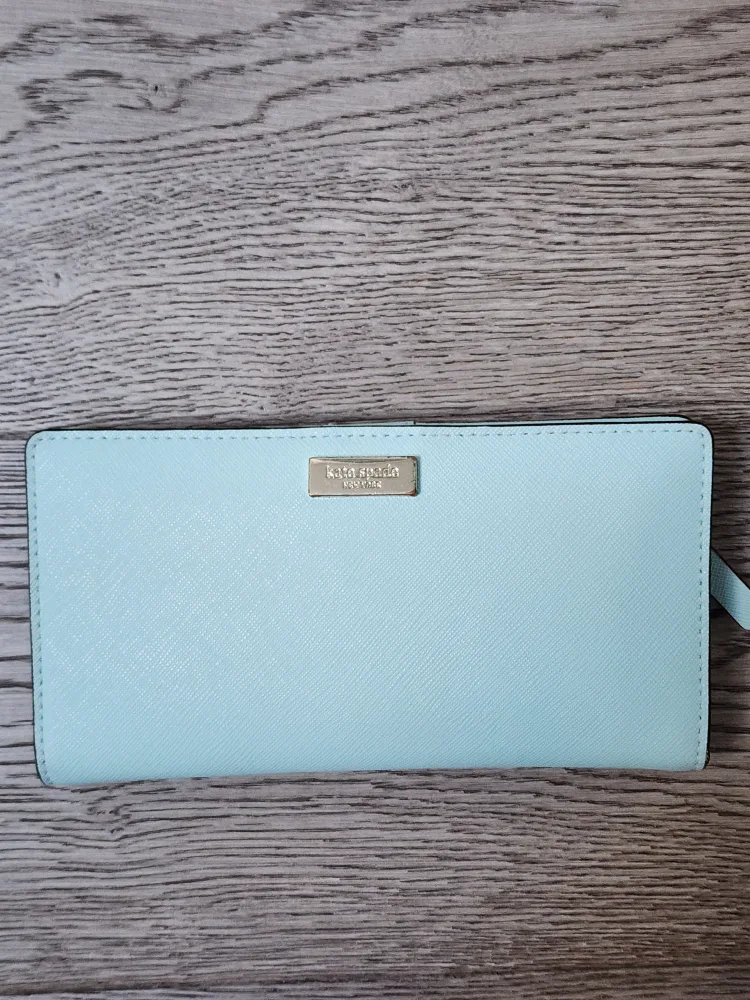 Kate Spade Wallet thumbnail