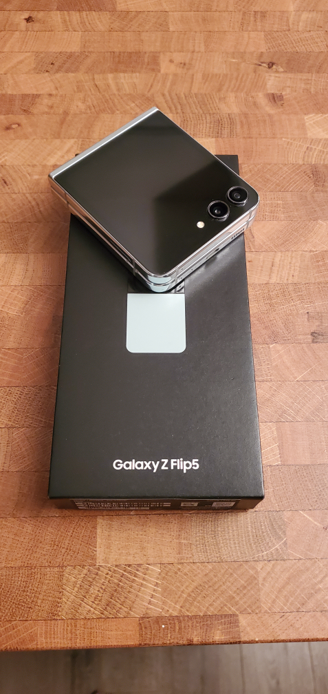 Samsung Galaxy Z Flip5