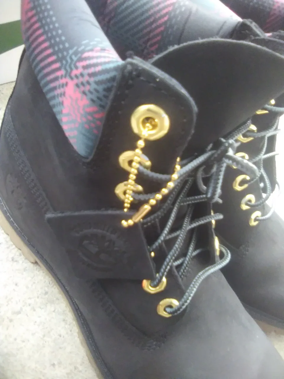 Black Timberlands sz 8.5 image indicator(4)