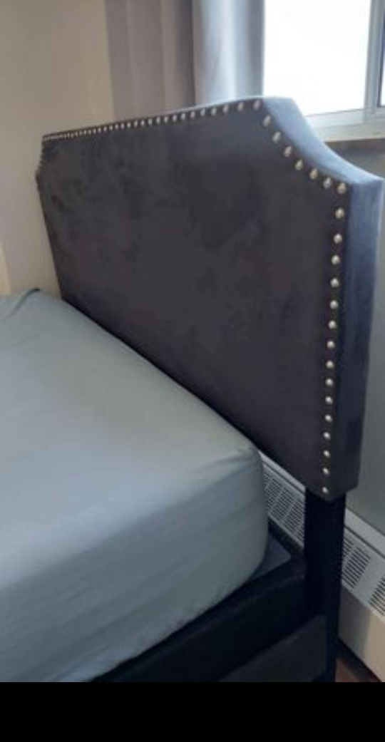Queen Size Bed Frame - photo 2