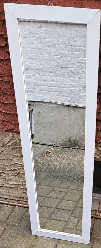 White framed full-length mirror, Modern style image indicator(3)