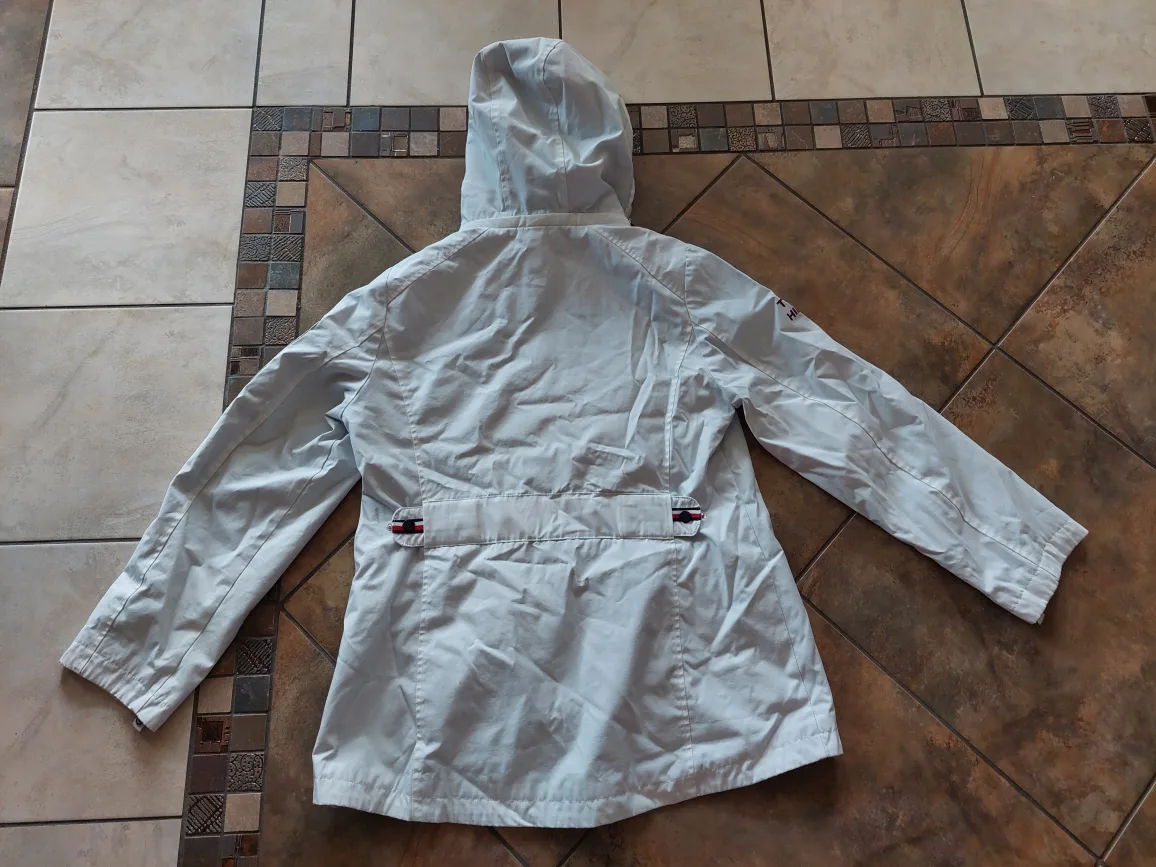 Tommy Hilfiger women's jacket size M image indicator(3)