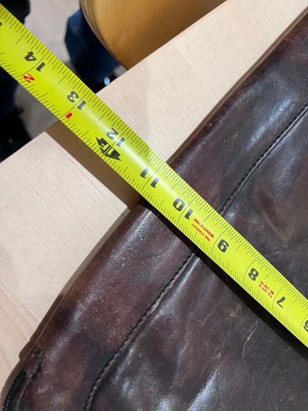 Vintage Renwick Leather Zip Case (Laptop Case) image indicator(2)