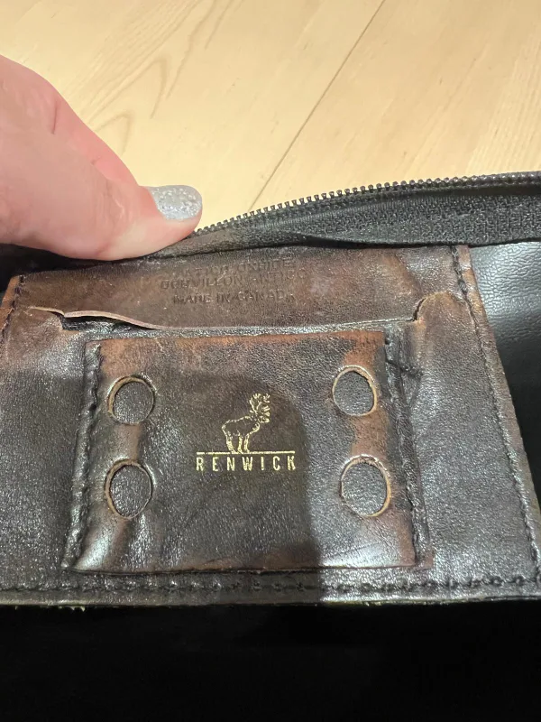 Vintage Renwick Leather Zip Case (Laptop Case) image indicator(5)