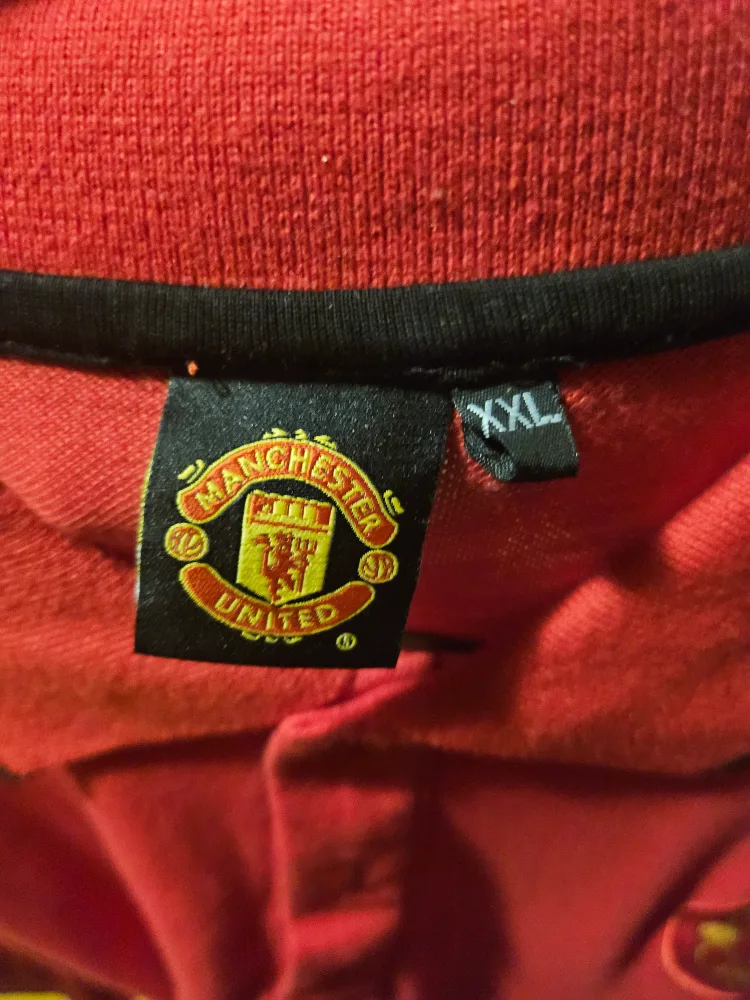Manchester United soccer polo jersey image indicator(2)