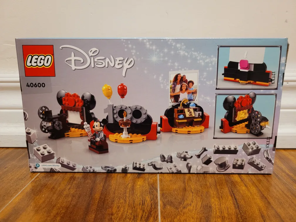 LEGO Disney 100 Years Celebration Mickey Mouse Set 40600 image indicator(2)