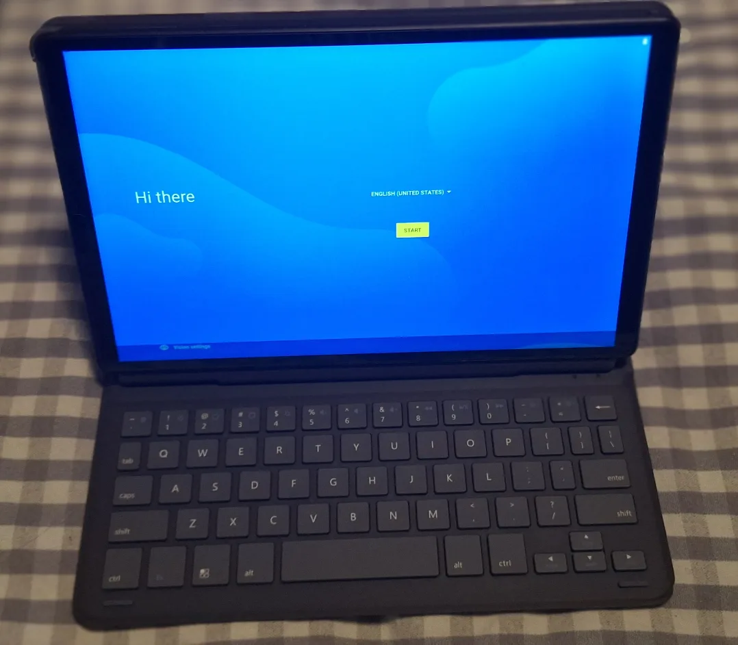 Lenovo Tablet with Keyboard. thumbnail
