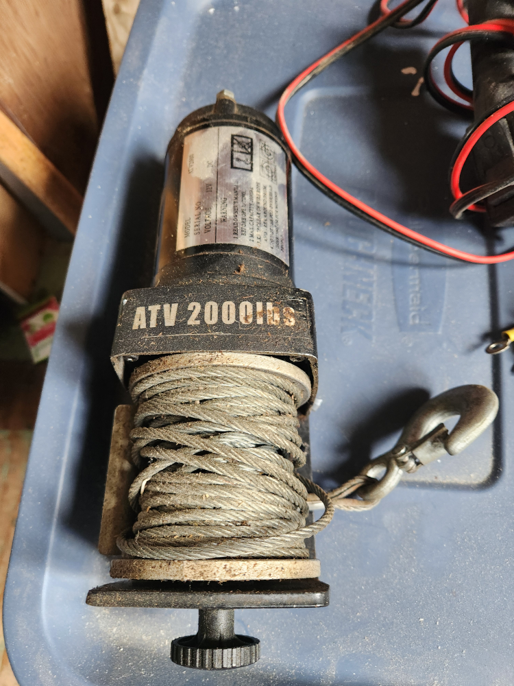 ATV 2000 lbs winch