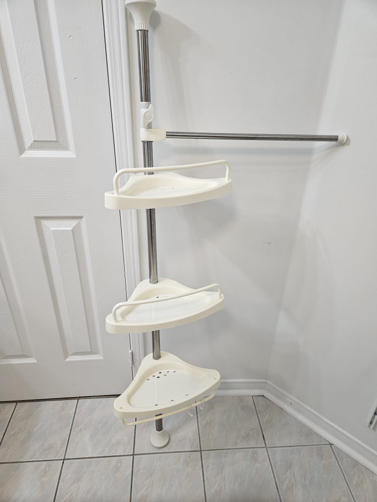 Corner caddy