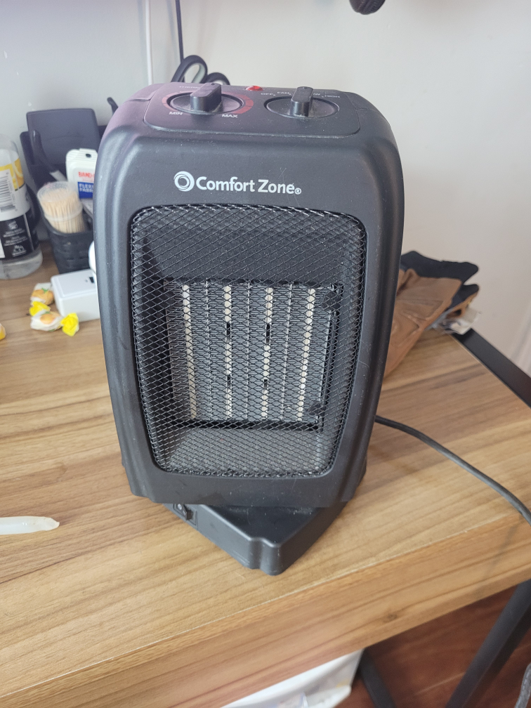 Comfort Zone Small Space Heater Rotating