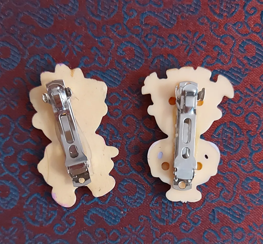 Vintage Girl Hair Clips both $4 image indicator(2)