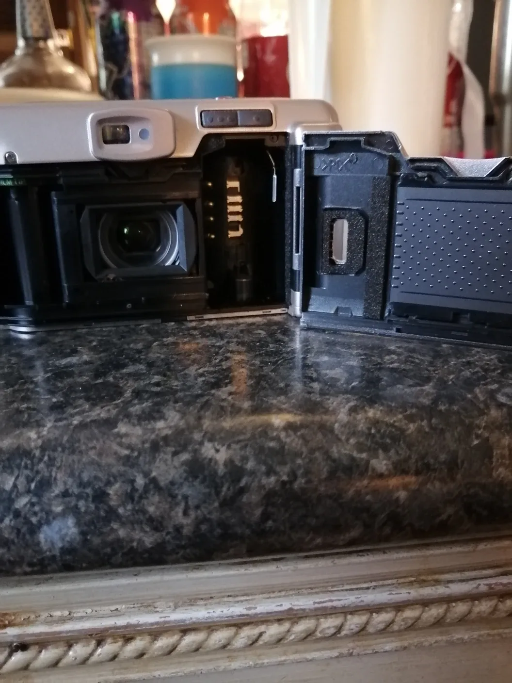 Fujifilm Zoom Date 76S 35mm Film Camera image indicator(3)