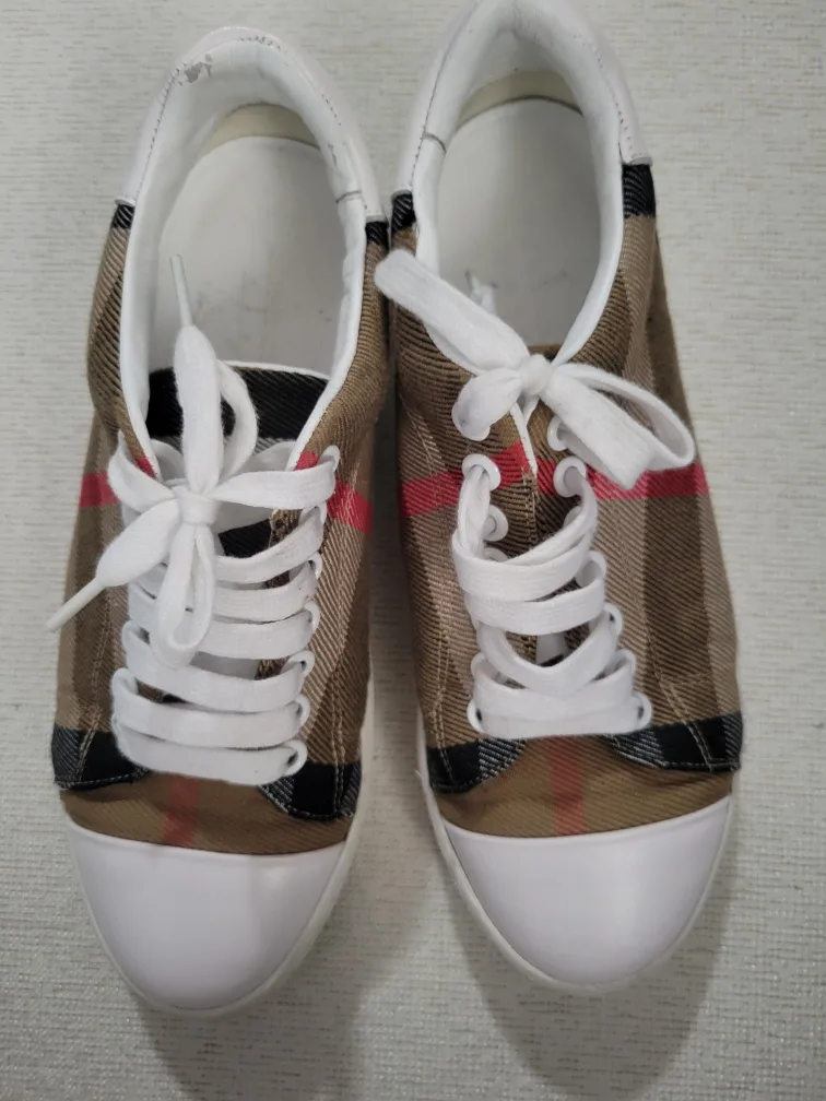 Burberry Check Low Top Sneakers image indicator(2)