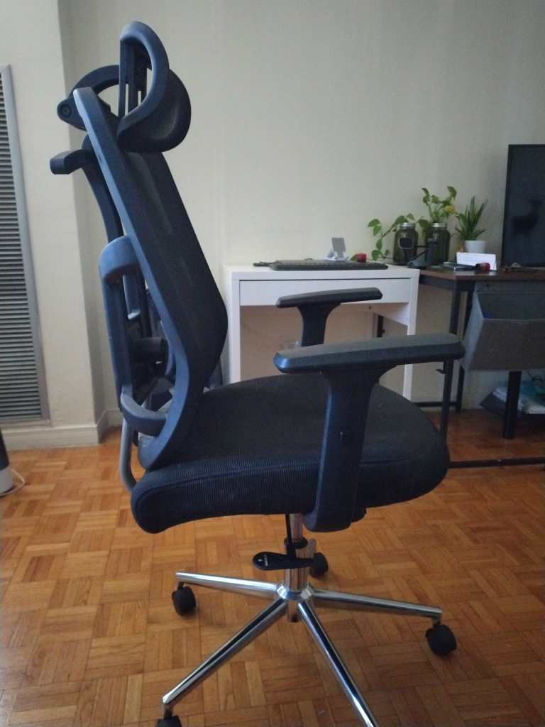 Ergonomic Office Chair with Headrest - photo 2