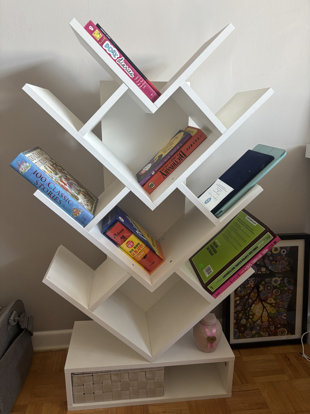 White Zigzag Bookshelf