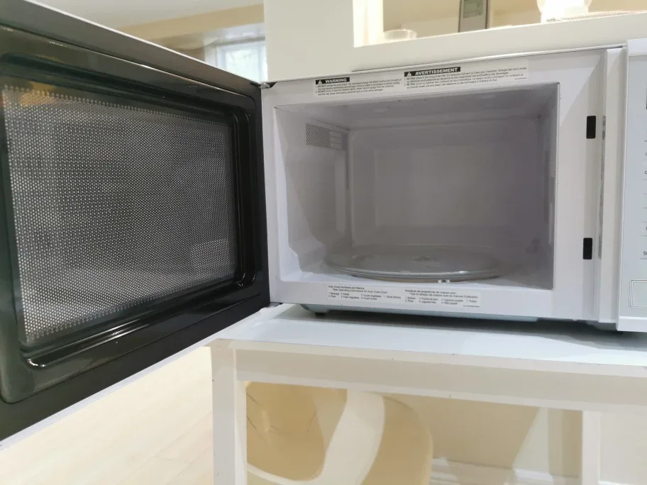 Microwave Oven with Radiation Shielding Cover image indicator(3)