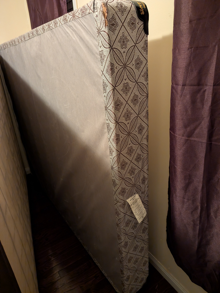 Queen Size Box Spring - photo 2